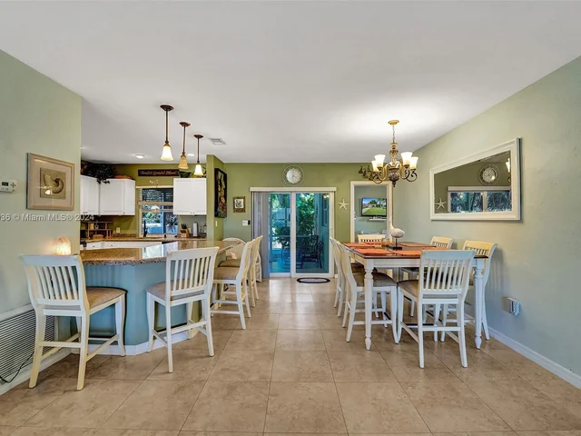 417 SE 3rd Pl # 0, Dania Beach FL 33004