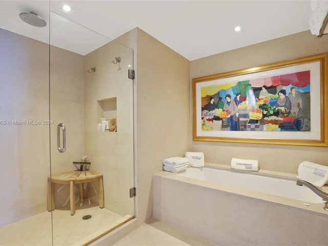 6899 Collins Ave # 2804, Miami Beach FL 33141