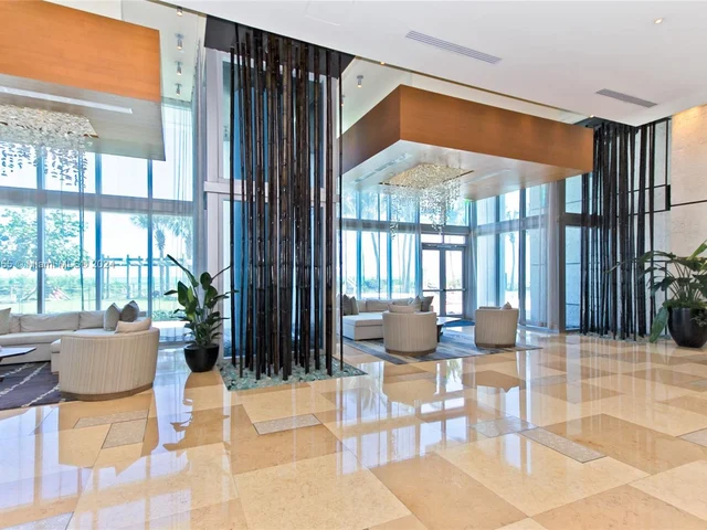 6899 Collins Ave # 2804, Miami Beach FL 33141