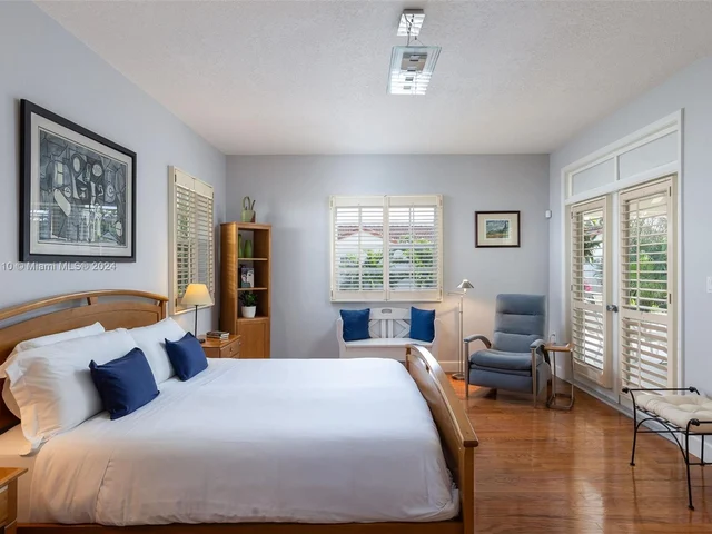 11153 SW 145th Pl, Miami FL 33186