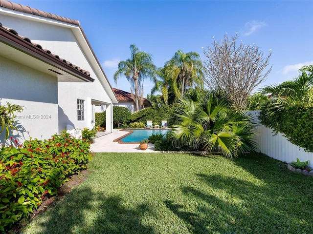 11153 SW 145th Pl, Miami FL 33186