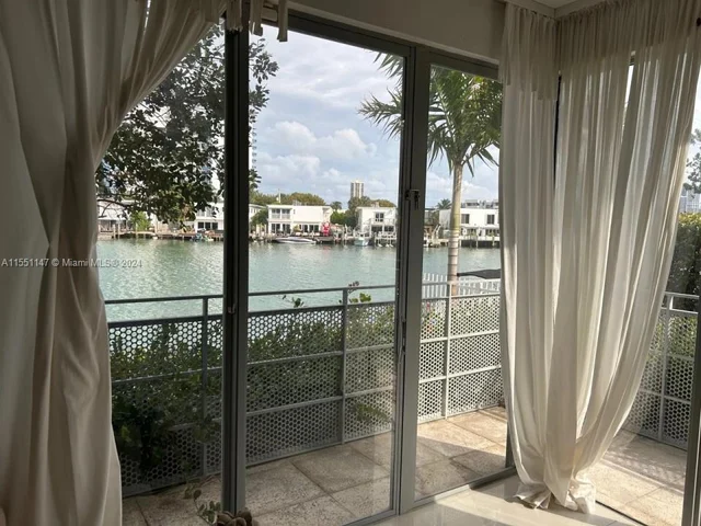 155 N Shore Dr # 155, Miami Beach FL 33141