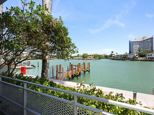 155 N Shore Dr # 155, Miami Beach FL 33141
