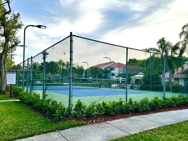 10141 W Sunrise Blvd # 203, Plantation FL 33322