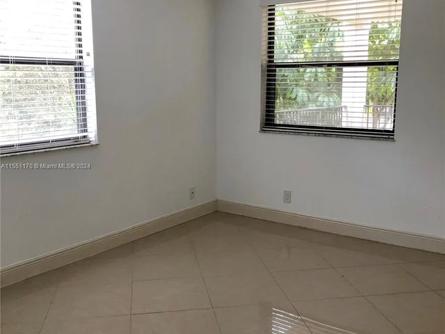 10141 W Sunrise Blvd # 203, Plantation FL 33322