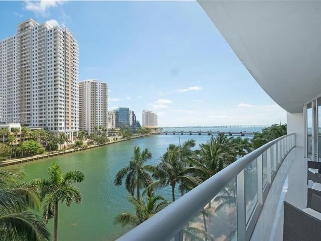 495 Brickell Ave # 520, Miami FL 33131