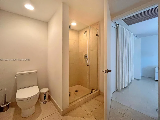 495 Brickell Ave # 520, Miami FL 33131