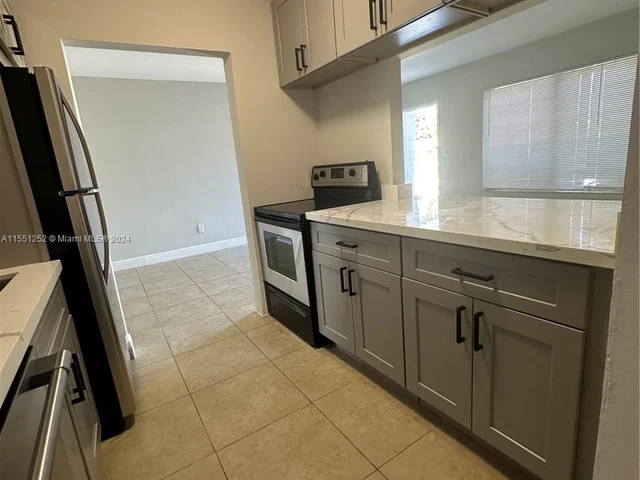 1414 NE 12th St # 1414, Fort Lauderdale FL 33304