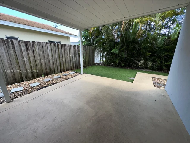 1414 NE 12th St # 1414, Fort Lauderdale FL 33304