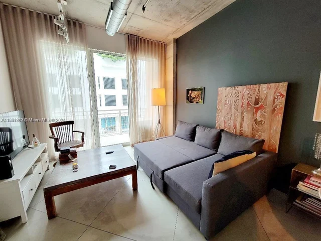 2001 Biscayne Blvd # 2306, Miami FL 33137