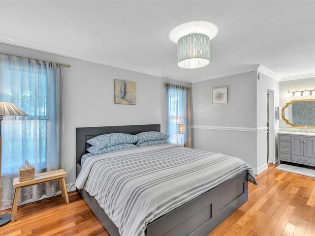 303 NW 41st Ave, Deerfield Beach FL 33442