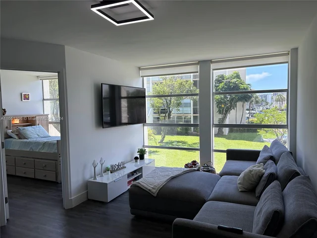 851 Three Islands Blvd # 208, Hallandale Beach FL 33009