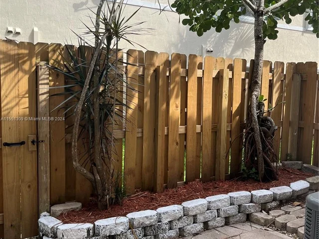 2243 NW 170th Ave # 2243, Pembroke Pines FL 33028