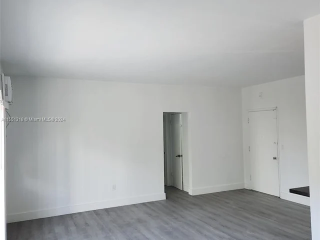 2101 NORMANDY DRIVE # 204, Miami Beach FL 33141