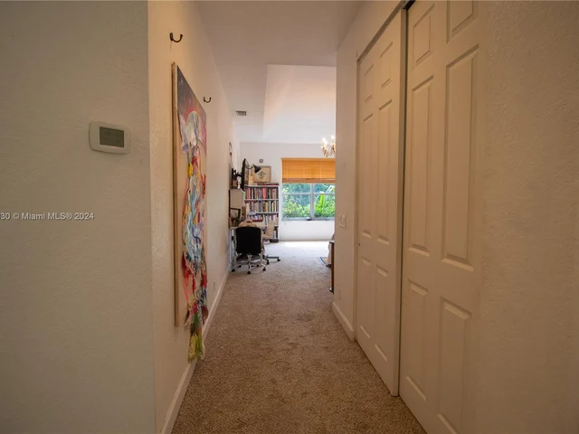 563 NW 120th Dr, Coral Springs FL 33071