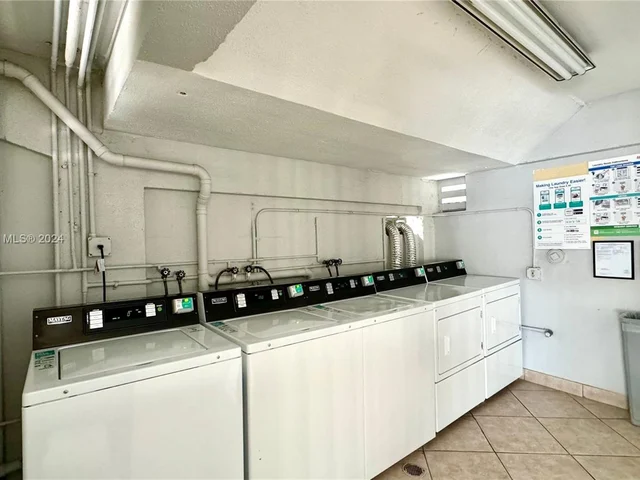 130 S Shore Dr # 4B, Miami Beach FL 33141