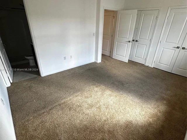 2810 NW 181st St, Miami Gardens FL 33056