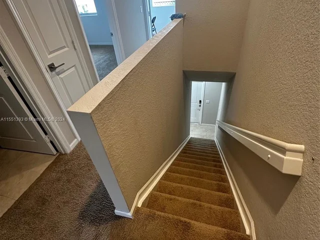 2810 NW 181st St, Miami Gardens FL 33056