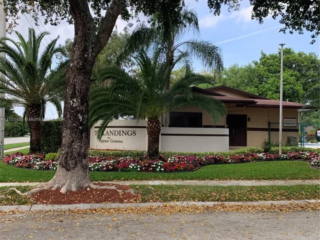 6027 NW 91st Ave, Tamarac FL 33321