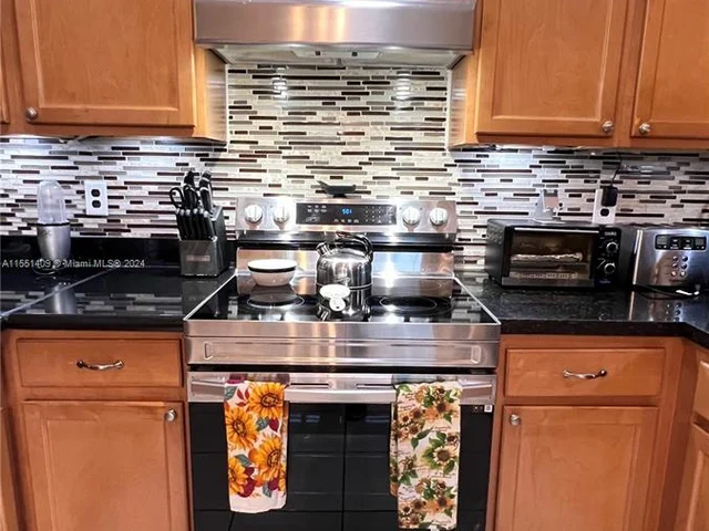 1741 SW 85th Ave, Miramar FL 33025