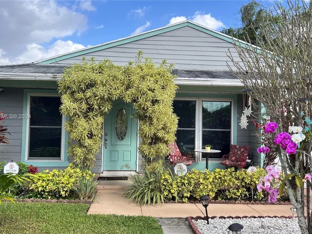 1741 SW 85th Ave, Miramar FL 33025