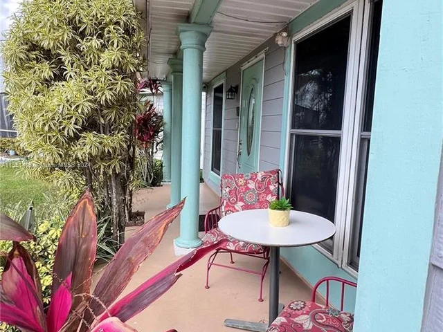 1741 SW 85th Ave, Miramar FL 33025