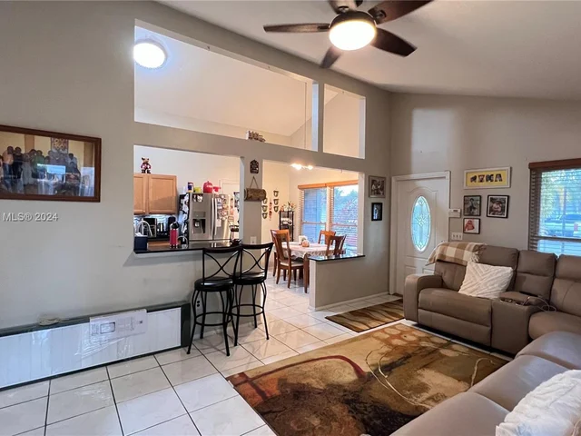 1741 SW 85th Ave, Miramar FL 33025