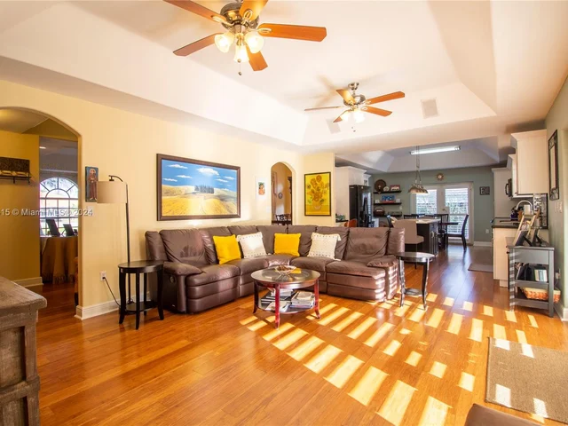 3220 SW 133rd Ave, Miami FL 33175