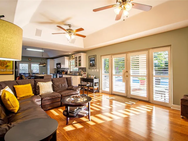 3220 SW 133rd Ave, Miami FL 33175