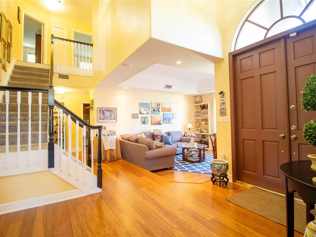 3220 SW 133rd Ave, Miami FL 33175