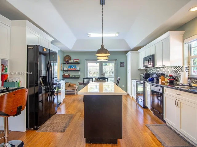 3220 SW 133rd Ave, Miami FL 33175