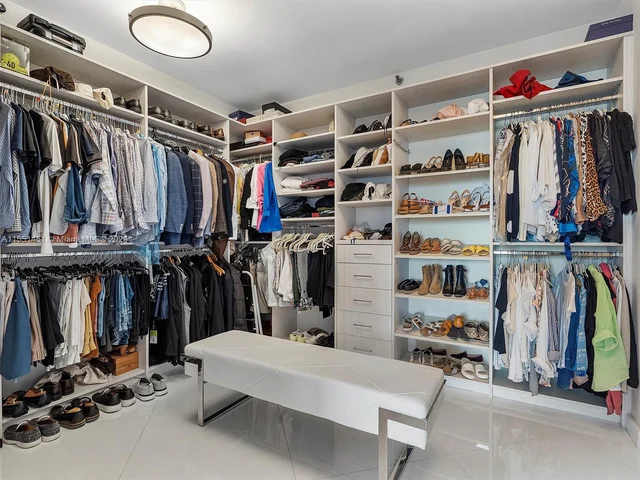 19500 Turnberry Way, Unit 18A, Aventura FL 33180