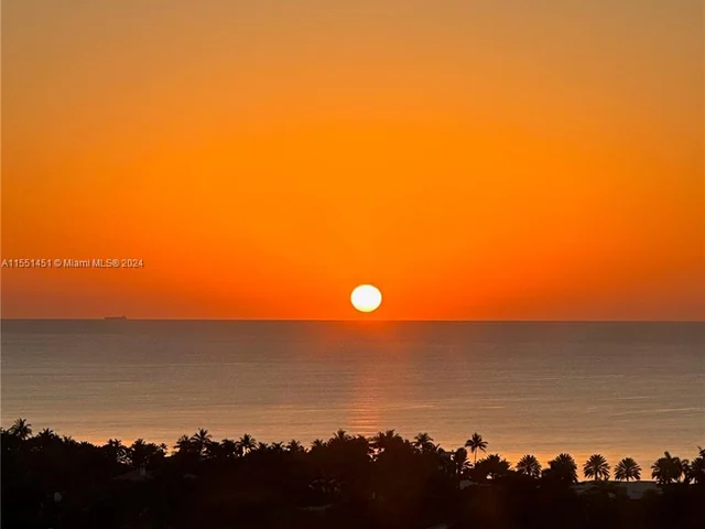 19500 Turnberry Way, Unit 18A, Aventura FL 33180