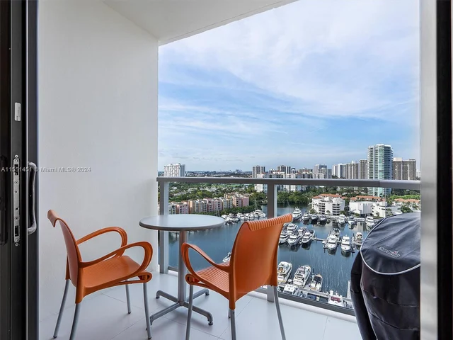 19500 Turnberry Way, Unit 18A, Aventura FL 33180