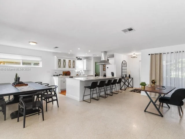 6340 NE 21st Rd, Fort Lauderdale FL 33308