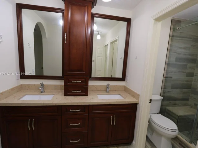 27953 SW 136th Pl, Homestead FL 33032