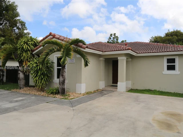 27953 SW 136th Pl, Homestead FL 33032