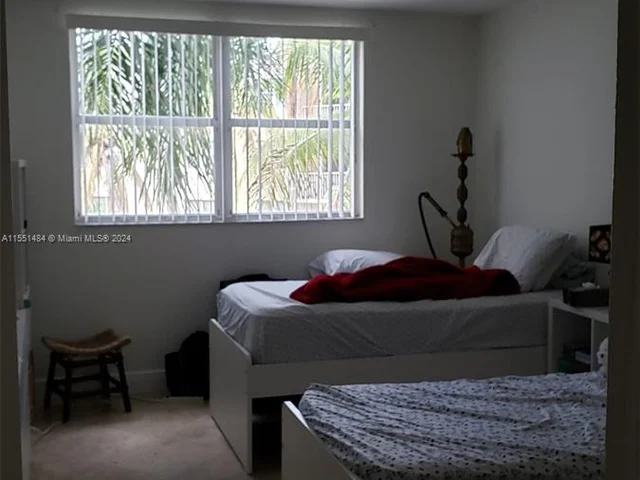 8323 Lake Dr # 405, Doral FL 33166