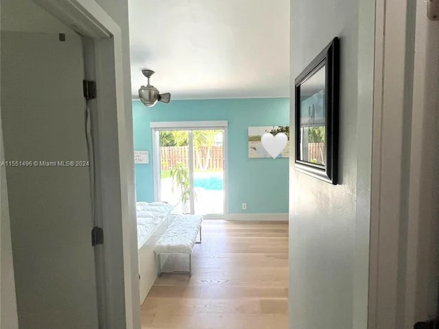 6901 NW 82nd Ct, Tamarac FL 33321