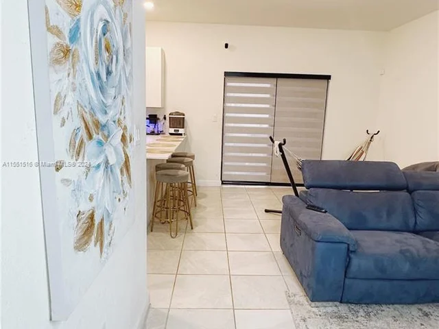 11426 W 33rd Way, Hialeah FL 33018