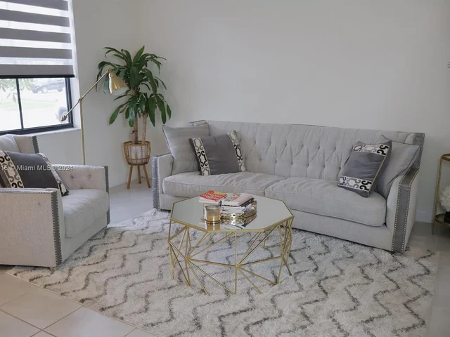 11426 W 33rd Way, Hialeah FL 33018