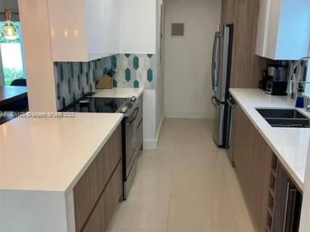 18321 NE 21st Ave, North Miami Beach FL 33179