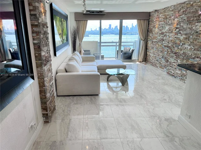 1500 Bay Rd # 920S, Miami Beach FL 33139