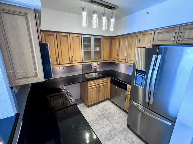 1500 Bay Rd # 920S, Miami Beach FL 33139