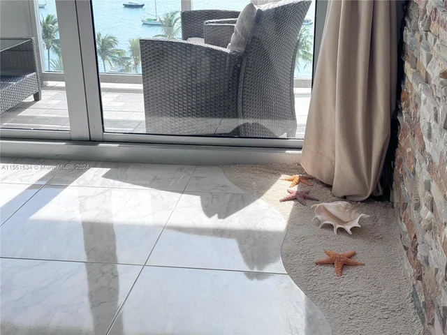 1500 Bay Rd # 920S, Miami Beach FL 33139