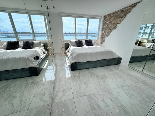 1500 Bay Rd # 920S, Miami Beach FL 33139