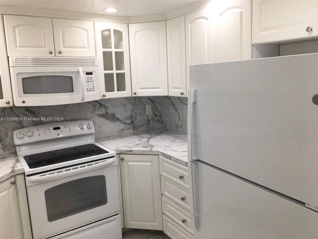 3002 NE 5th Ter # B, Wilton Manors FL 33334