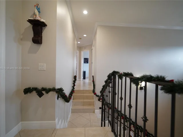 2832 SW 139th Ct, Miami FL 33175