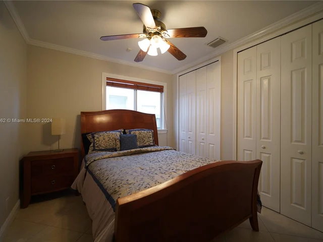 2832 SW 139th Ct, Miami FL 33175