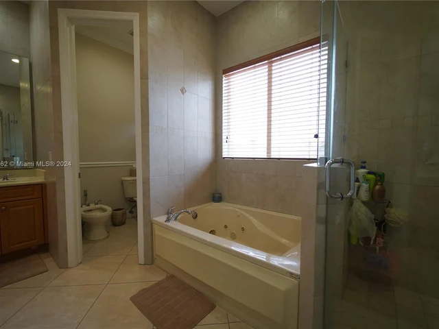 2832 SW 139th Ct, Miami FL 33175